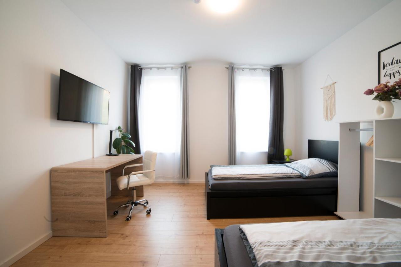 Apartment Schoene 78m2, 3 Schlafzimmer, 2 Baeder, Zentrumnah, 1og *
