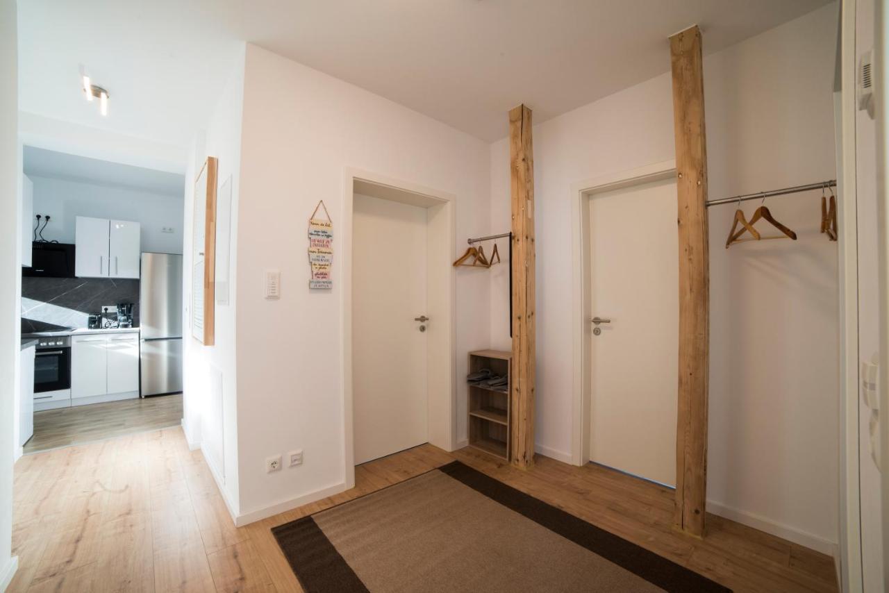Apartment Schoene 78m2, 3 Schlafzimmer, 2 Baeder, Zentrumnah, 1og Erfurt