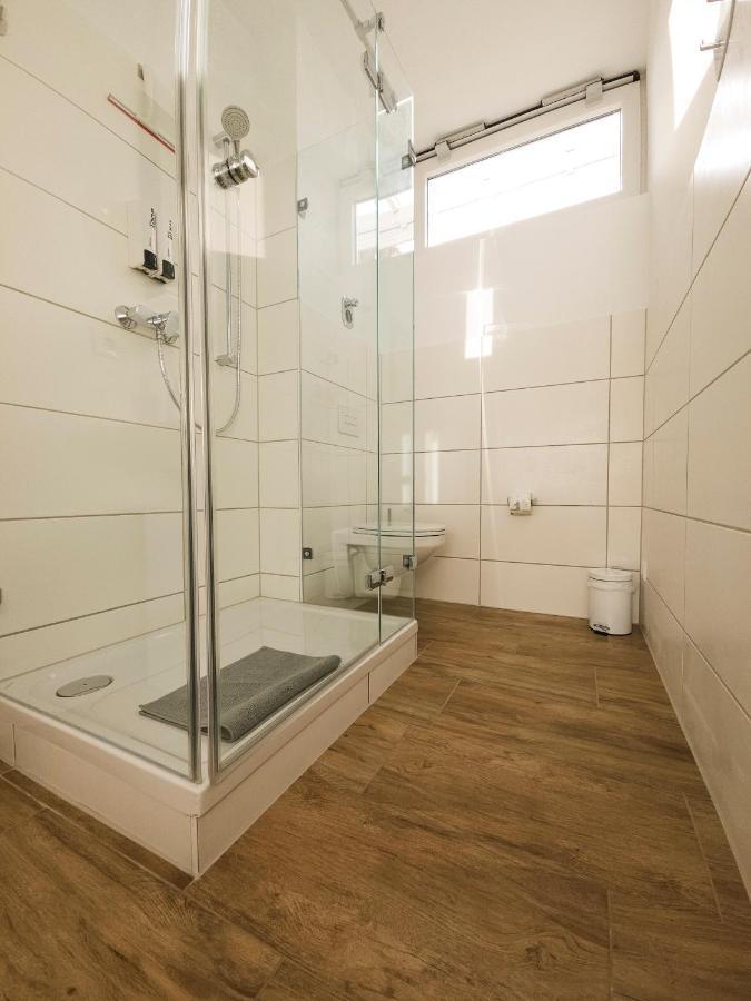 Apartment Schoene 78m2, 3 Schlafzimmer, 2 Baeder, Zentrumnah, 1og *